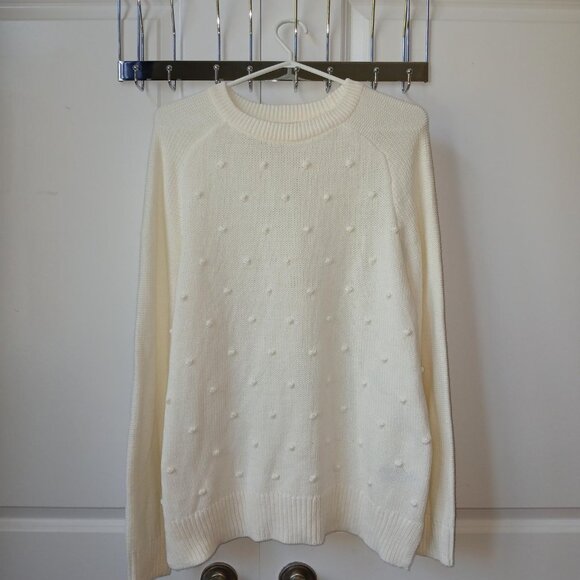 old navy cream sweater never worn - Picture 1 of 2